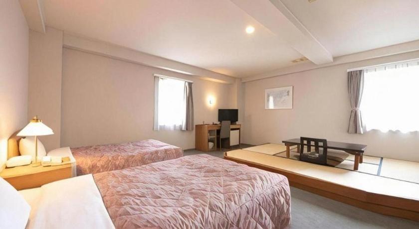 Main Hotel Miyakonojo Ngoại thất bức ảnh